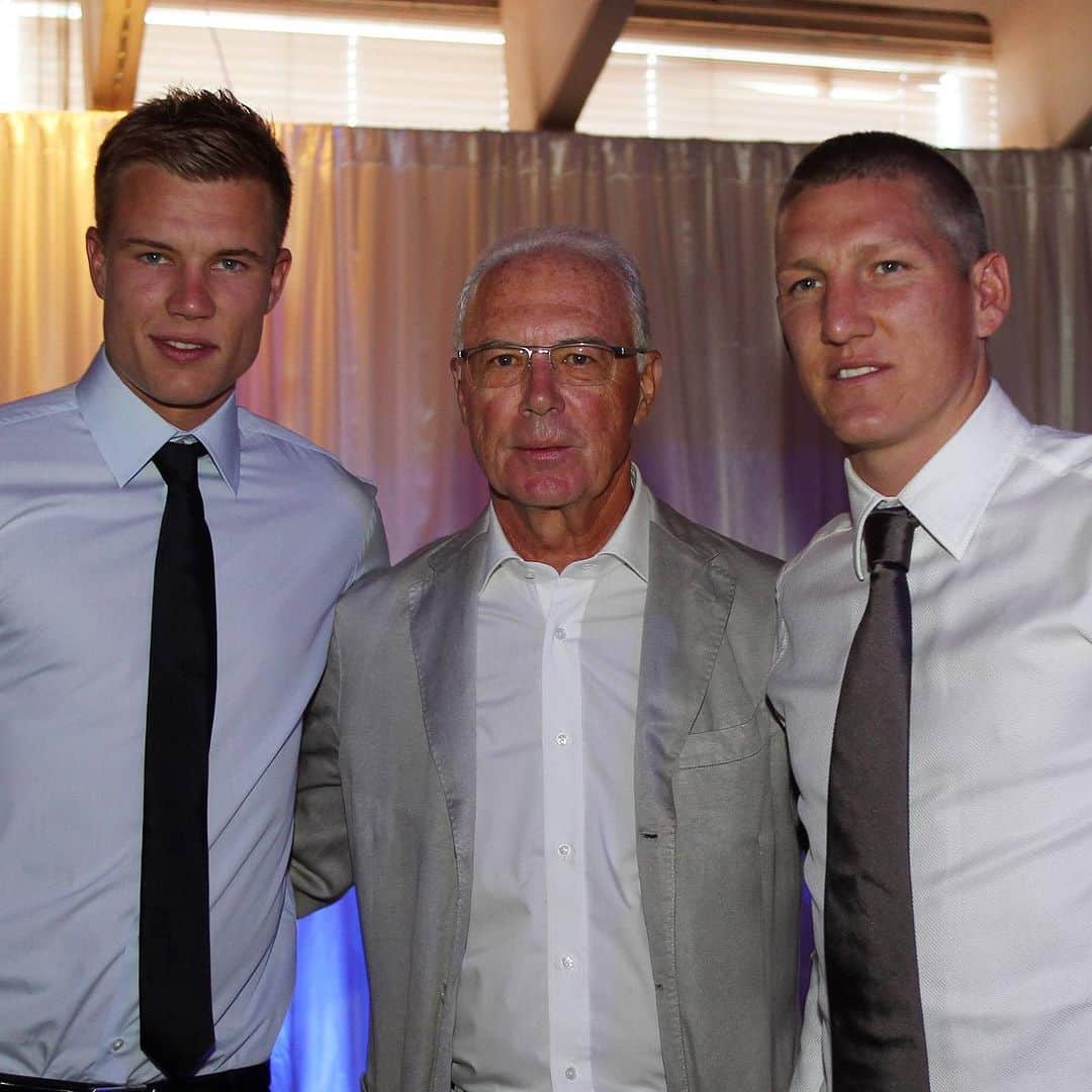 ホルガー・バトシュトゥバーのインスタグラム：「With the one and only @franzbeckenbauer & @bastianschweinsteiger  #icon #fcbayern」