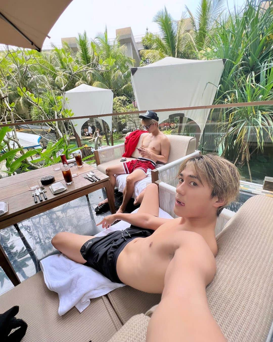 砂田将宏のインスタグラム：「🤳」