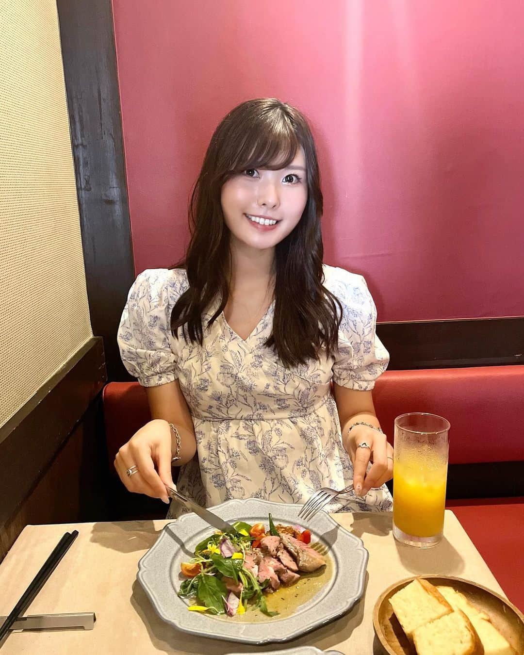 YOUKORINさんのインスタグラム写真 - (YOUKORINInstagram)「横浜でオシャレランチ🍽 @navigante_15   イタリアンランチ🇮🇹 本日のスープ 前菜盛り合わせ 子羊肩ロースのロースト  スパゲッティポモドーロ ドルチェ のお得すぎるランチ💕  メインのお肉はもちろん、 スパゲッティもちょうど良い量で 食べられて色々食べたい人に オススメすぎるっ！！  お店の雰囲気も大人っぽくて 素敵なランチを過ごせました💓  📍 神奈川県横浜市中区石川町1-25みつぼビル１階　左側　NAVIGANTE  PR @navigante_15 #navigante #ナビガンテ #石川町ランチ #石川町グルメ #横浜イタリアン #横浜ランチ#yokohama」9月11日 19時47分 - xxy0uc0riinxx