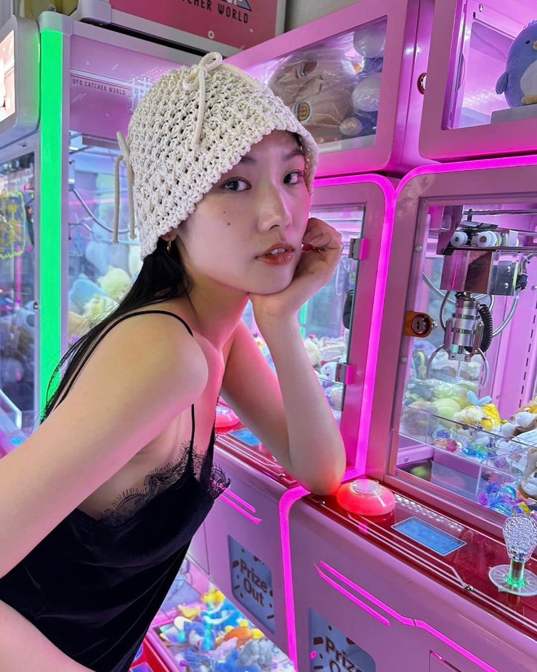 i_am_happpyのインスタグラム：「.  HK night... 🌙🍸☪️🔮💭  #victoriapeak#hokgkong」