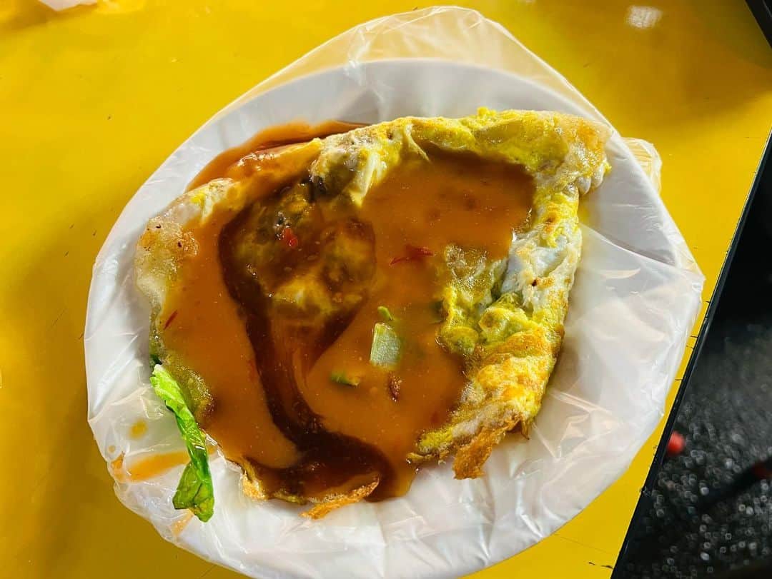 月野帯人さんのインスタグラム写真 - (月野帯人Instagram)「台湾グルメ色々🇹🇼 どれも美味しかった(^^) #台湾観光 #台湾グルメ #🇹🇼 #雲呑#海老雲呑#台湾屋台#士林夜市  #台湾お好み焼き#牡蠣#檸檬#檸檬ジュース#65元#美味しい#続きはYouTubeで#月野帯人ちゃんねる #月野帯人#月野#チャンネル登録お願いします」9月11日 20時34分 - taitotsukino
