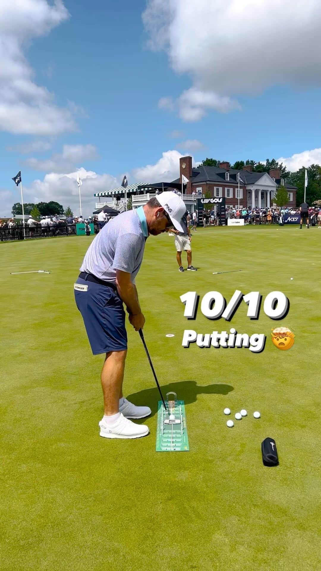 ルイ・ウーストハウゼンのインスタグラム：「How would you Rate Louis Putting 0-10? Absolute millimetre perfection from our captain and one of the best putters on the planet 🌎 🤯   #LIVGolf #StingerGC」