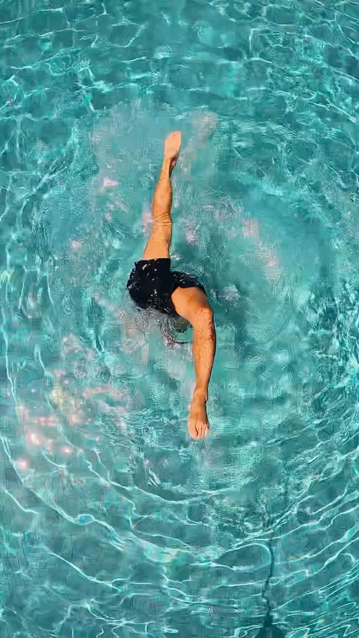 山根和馬のインスタグラム：「20年ぶりにシンクロやってみた🌊 #ウォーターボーイズ2 #魚屋三兄弟  #gopro #hero12 #GoProHERO12 Black @goprojp @gopro #thanks #📸 @kazuch0924」