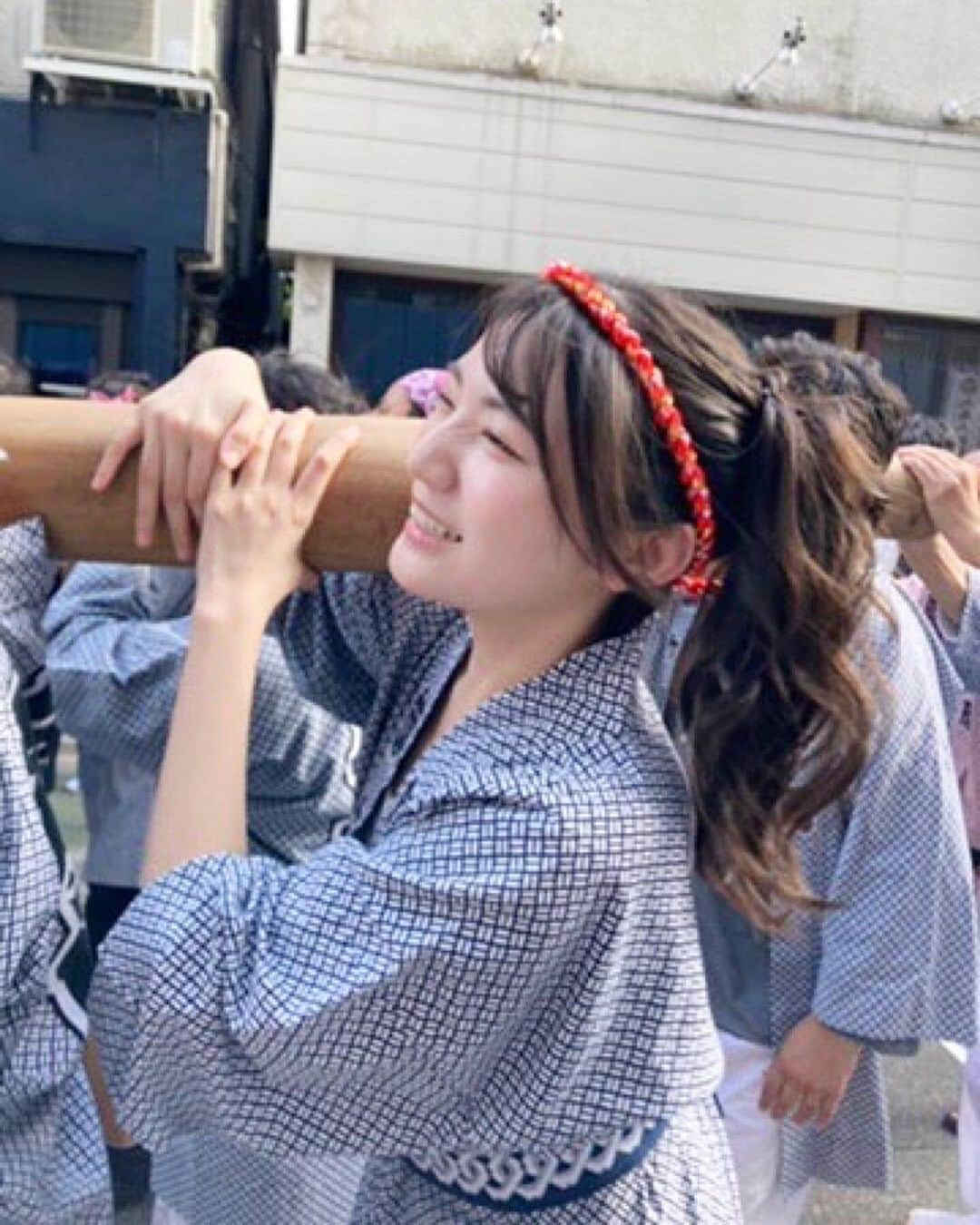 花岡咲のインスタグラム：「_  お神輿担ぎました⛩✨  夏最後の思い出が出来て楽しかった〜！  #神輿 #お神輿」