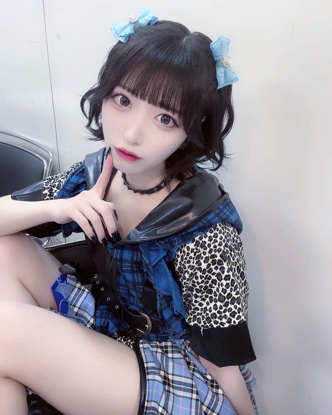 相笠萌のインスタグラム：「青色担当さん❕」