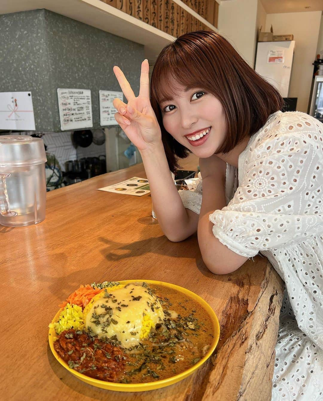 太田えりなのインスタグラム：「.  ずっと気になっていた今泉のドラセナカレー🍛✨  ドラセナプレートの1種をパキスタンの無水カレーに変えてチーズもプラスした♡  パキスタンカレー控えめに言って... やばいです。美味しすぎて昇天🙏  . .  #福岡#福岡カレー #ドラセナカレー#今泉ランチ #今泉カレー#天神ランチ#カレー #福岡ランチ#福岡グルメ#パキスタンカレー#スパイスカレー#無水カレー」