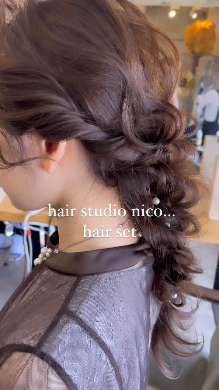 nico... DAISUKEのインスタグラム：「透明感color➕cut➕treatment ¥13750〜¥17050 double color¥14300〜¥23100 hair set¥4840 shampoo cut ¥3960  hair studio nico... Tel📞011-205-0595  札幌大通駅から徒歩🚶‍♂️5分以内 狸小路5丁目と6丁目の間  ピボォの隣Family Martを右に曲がり ２つ目の信号の角の三雄ビル8Ｆ  ＃スタイルチェンジ #髪質改善 ＃白髪染め ＃白髪ぼかし #札幌美容室 #大通り美容室 #ショートヘア #札幌カラー #札幌ブリーチ #韓国風 #インナーカラー #札幌ヘアアレンジ #札幌ヘアセット #札幌髪質改善 #札幌髪質改善トリートメント #札幌美容室 #札幌ショート  #ショートカット #髪質改善トリートメント ＃酸性ストレート #hair #髪質改善 #wolf cut #ウルフカット #ブリーチ #ウルフカット  #美容学生と繋がりたい  #balayage #北海道理容美容専門学校  #美容学生」