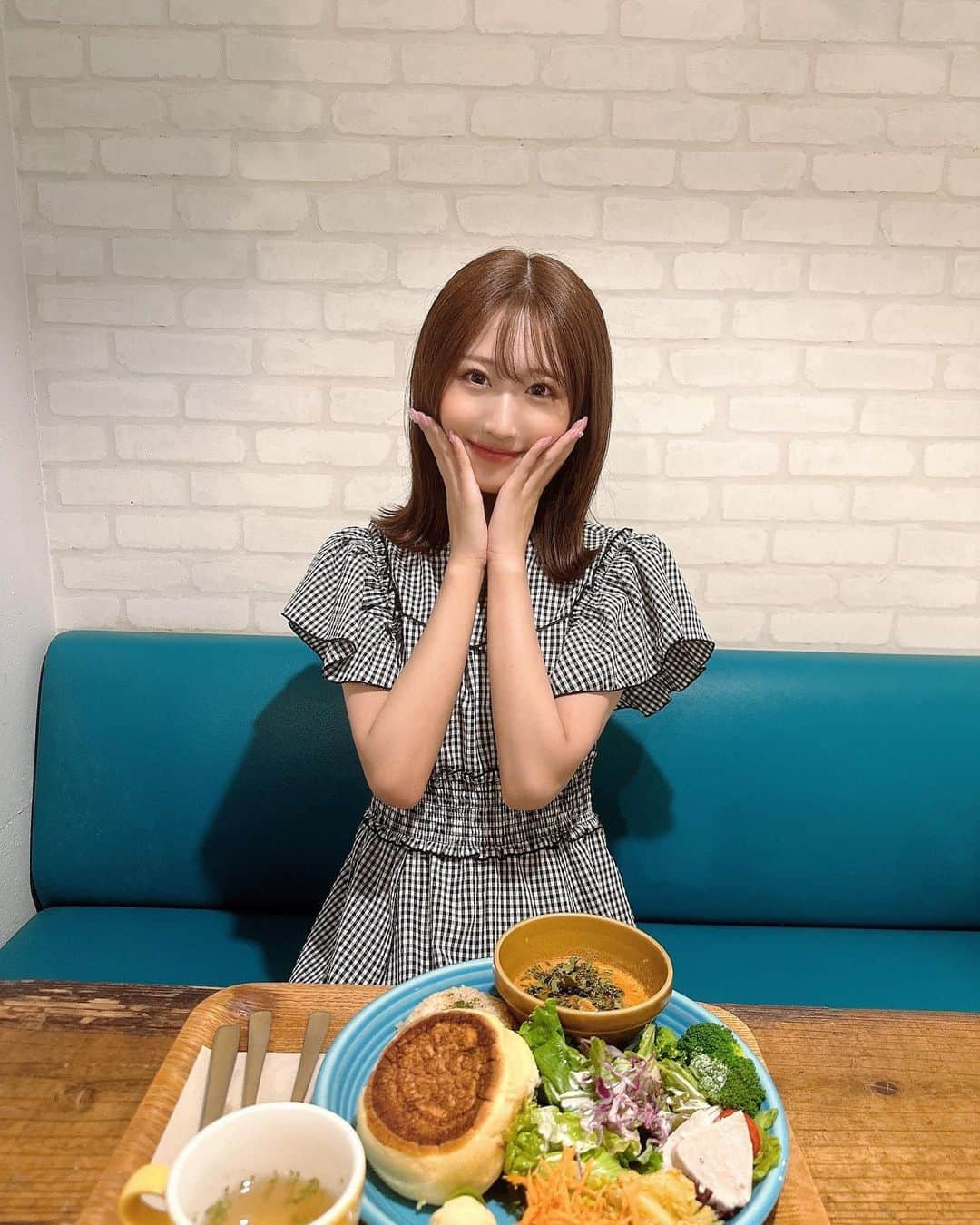 古澤愛さんのインスタグラム写真 - (古澤愛Instagram)「少し前にカフェ活してきた〜✌🏻🤍」9月11日 21時06分 - furusawa_mana.ngt48