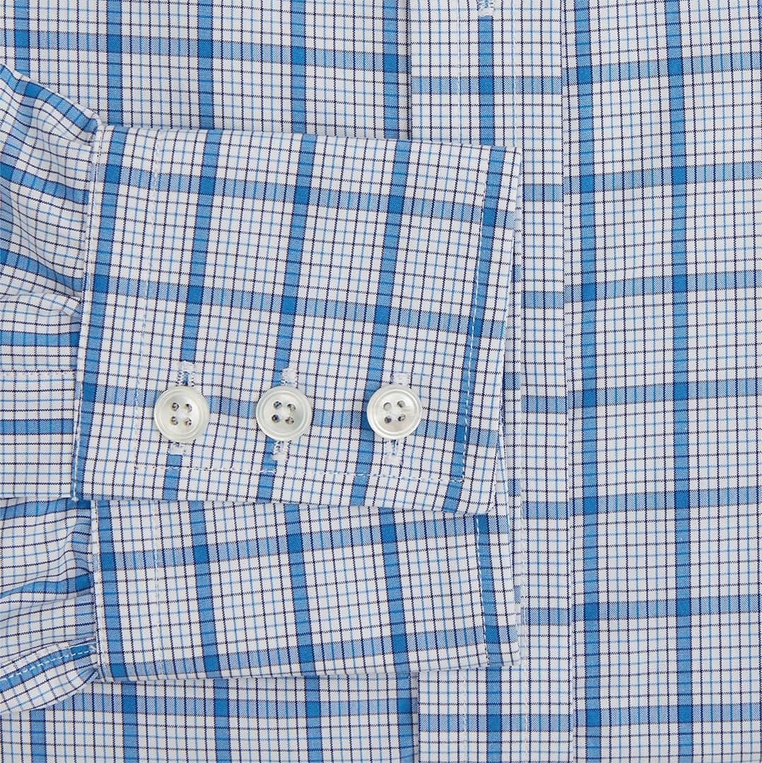 ターンブル&アッサーのインスタグラム：「In pure cotton, our newest Mayfair shirts are cut from patterns made exclusively, for a one-of-a-kind piece you won’t find anywhere else.⁠ ⁠ #TurnbullandAsser」