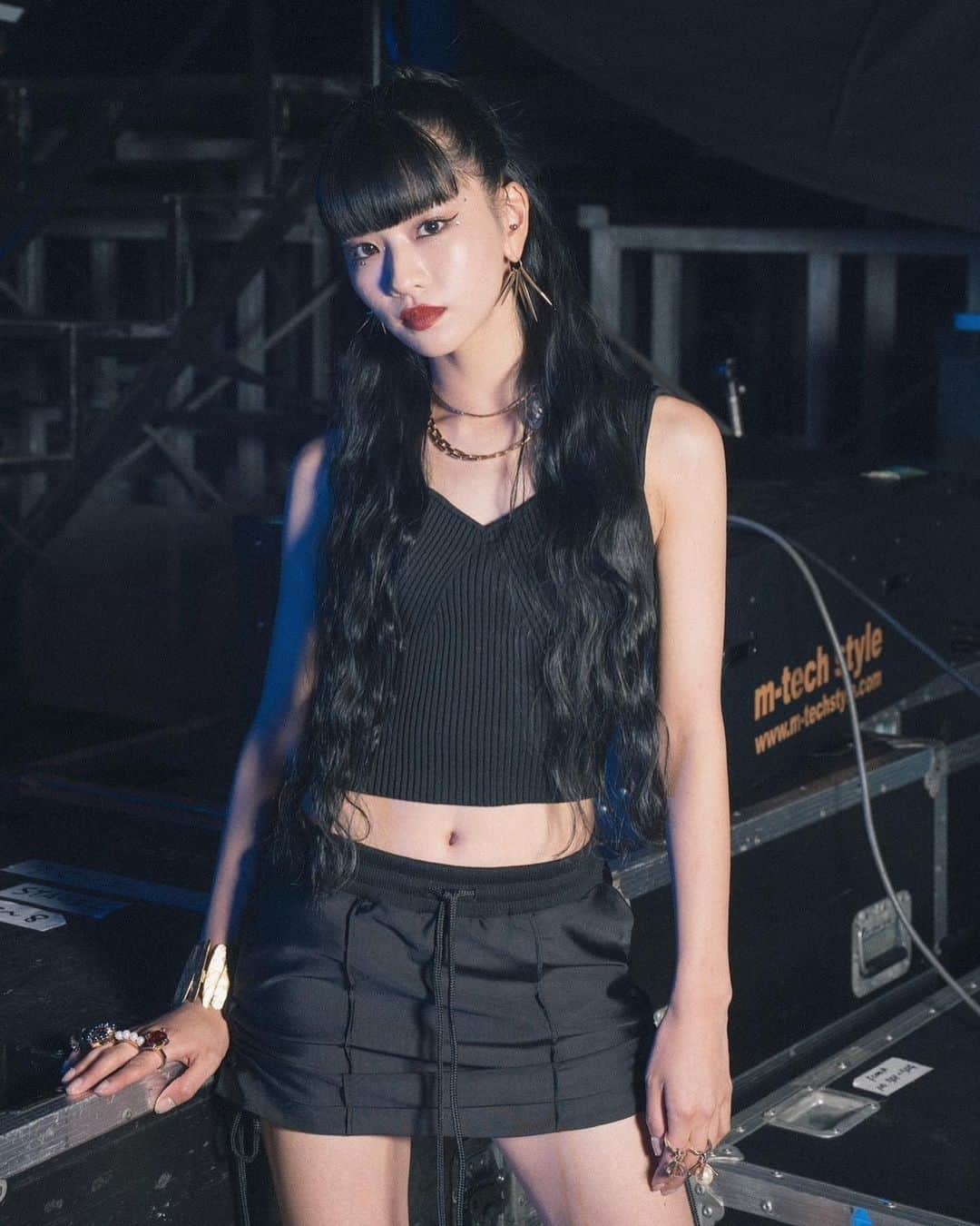 のインスタグラム：「ㅤㅤㅤㅤㅤㅤㅤㅤㅤㅤㅤㅤㅤㅤㅤㅤㅤㅤㅤㅤㅤㅤㅤㅤㅤㅤ Styled by @limleanlee 🖤 最近の衣装たち✍️」