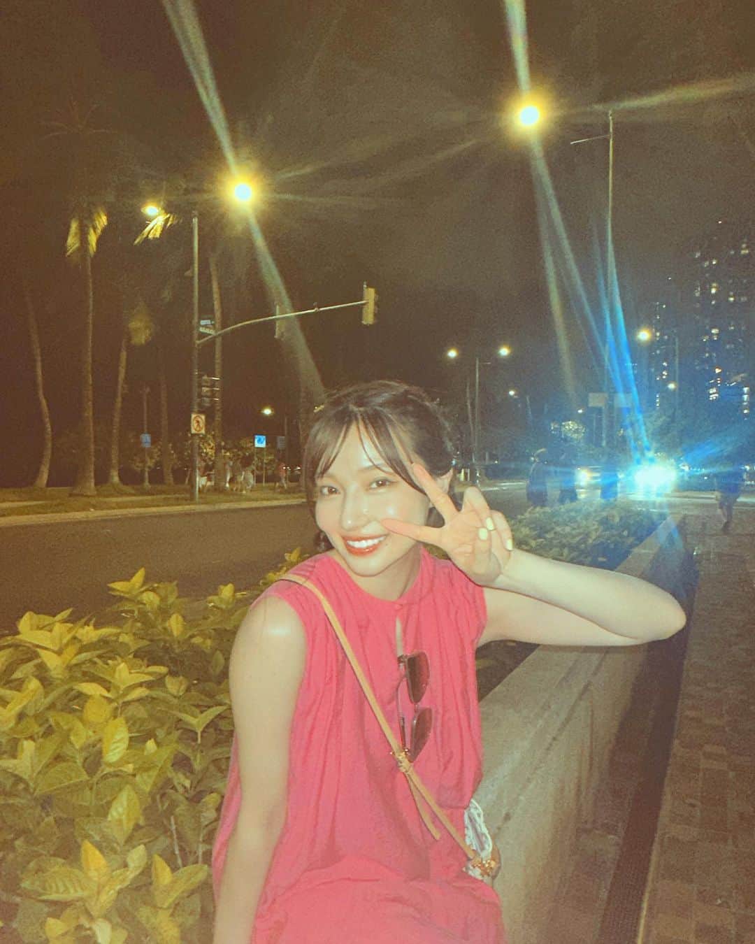 村瀬紗英さんのインスタグラム写真 - (村瀬紗英Instagram)「#dailylook  TBS《ラヴィット！》 ハワイロケ第３弾🌺明日放送です！！ みんなで楽しさ全開です😂👌🏻  ぜひ、みてね〜🤍🤍🤍」9月11日 21時23分 - saepiiii.m