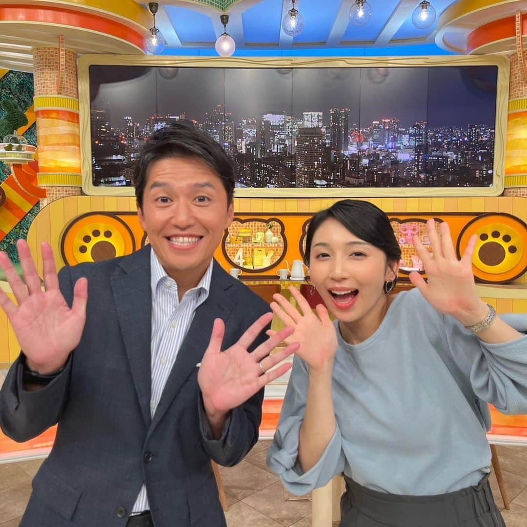 山中真さんのインスタグラム写真 (山中真Instagram)「・ 久々のよんチャンTV スタジオMCでした♪ 河田アナウンサーは ラグビー