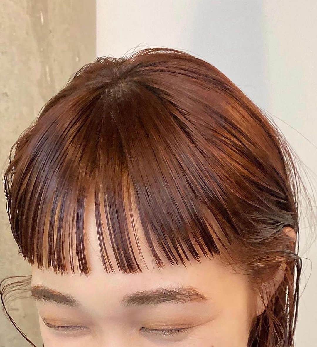 nanukさんのインスタグラム写真 - (nanukInstagram)「張り付く前髪。 color 🍊☕️ . hair/ @natsumiii__nanuk  . #guestnanuk」9月11日 21時25分 - nanukhair
