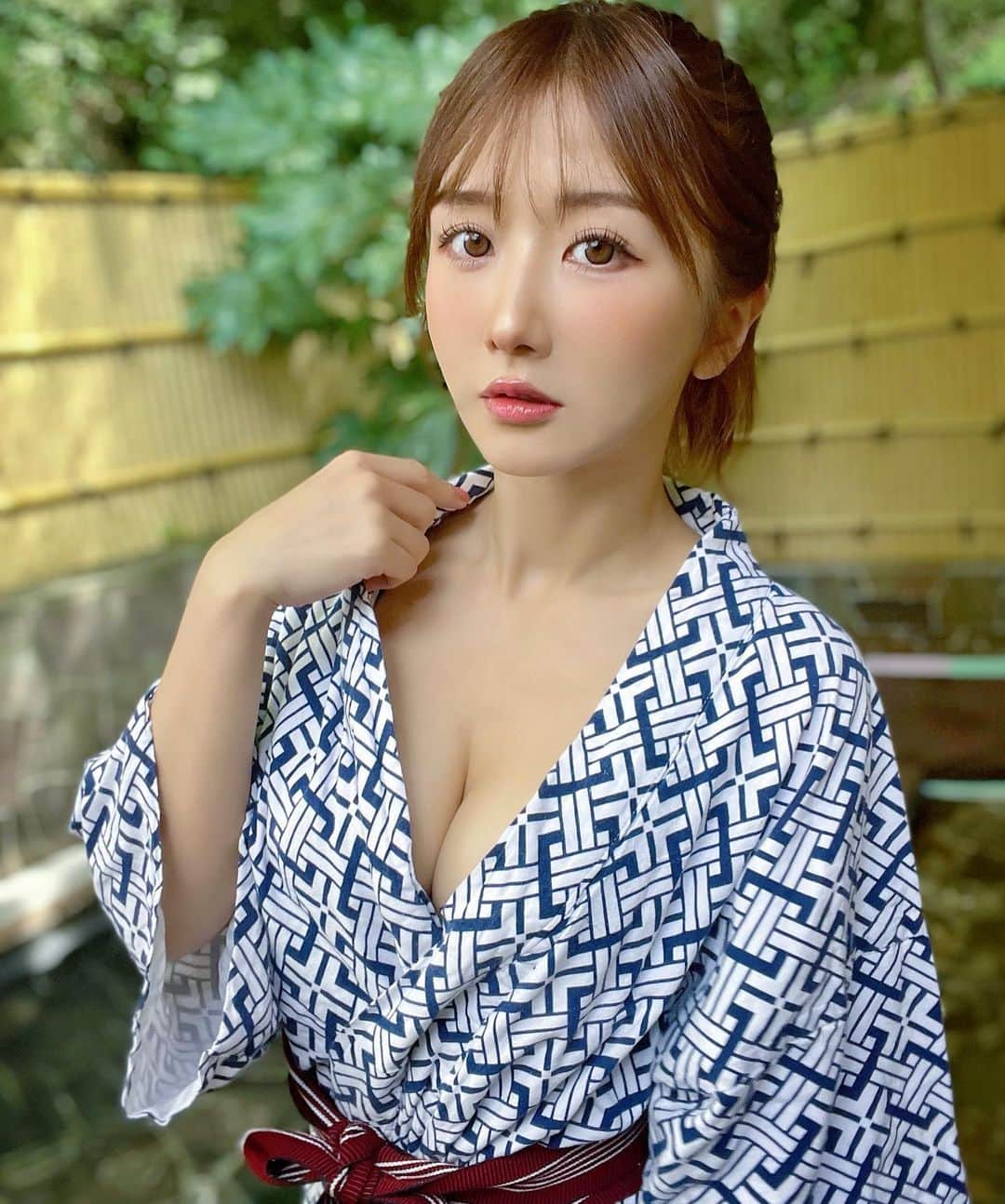 大槻ひびきのインスタグラム：「神奈川で温泉ロケ💛」