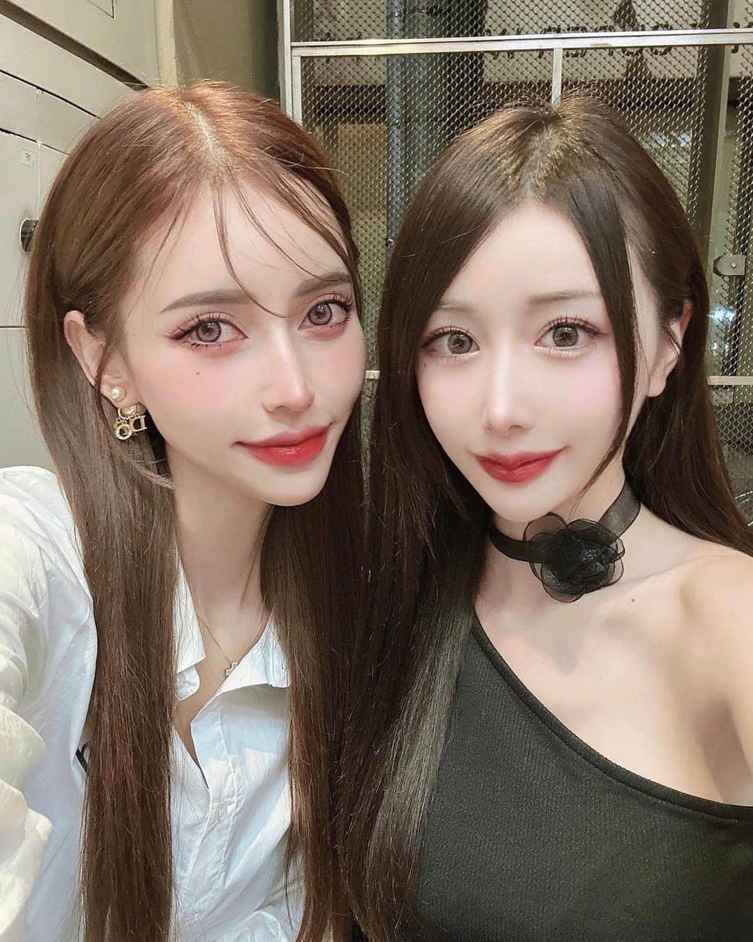 愛乃エリーのインスタグラム：「我々日本の血がほぼ流れてないロシア系中国な日本人です🇨🇳🖤お友達がかわいいってほんとしあわせー🥰」