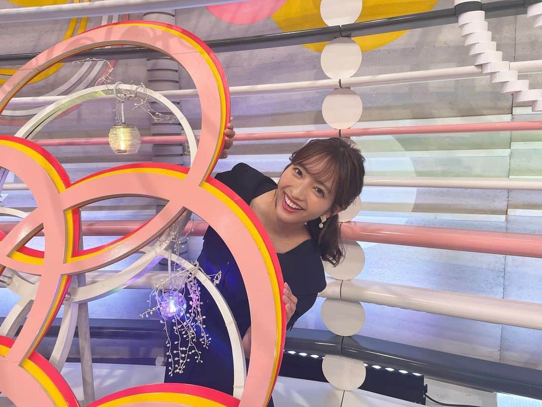 藤本万梨乃のインスタグラム：「* 昨日は「こんばんは」 今日は「こんにちは」 明日は「おはようございます」と「こんにちは」 です✨よろしくお願いします☺️ #mrサンデー  #livenewsdays  #めざましテレビ  #明日もお昼代行します」