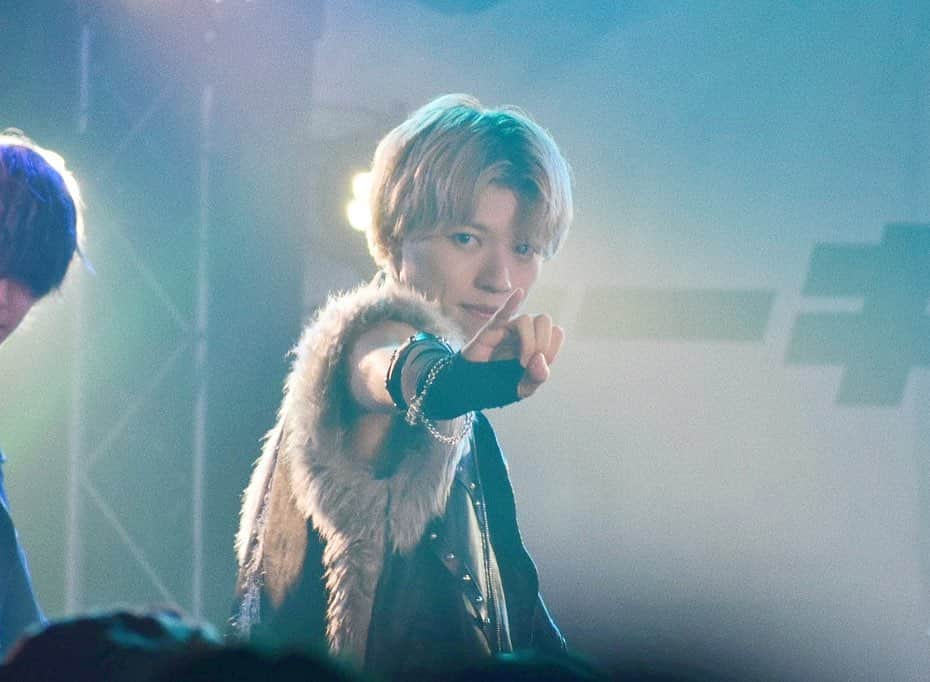 佐瀨清隆さんのインスタグラム写真 - (佐瀨清隆Instagram)「' . . LIVE photo in Osaka🐙 . . . #photooftheday#liveperformance#livephoto#メンズアイドル #instalike#followme#followforfollowback #맞팔#데일리#소통#좋아요#선팔#셀카#셀스타그램#フォロワー募集中 #フォロー希望 #먹스타그램#팔로우 #좋아요반사#얼스타그램#오오티디#부산#카페#먹방  #followforfollowback #フォローバック#メンズファッション#ハイトーンカラー#アイドル好きな人と繋がりたい#メンズおしゃれ#ライブ」9月11日 21時57分 - kiyotaka_s312