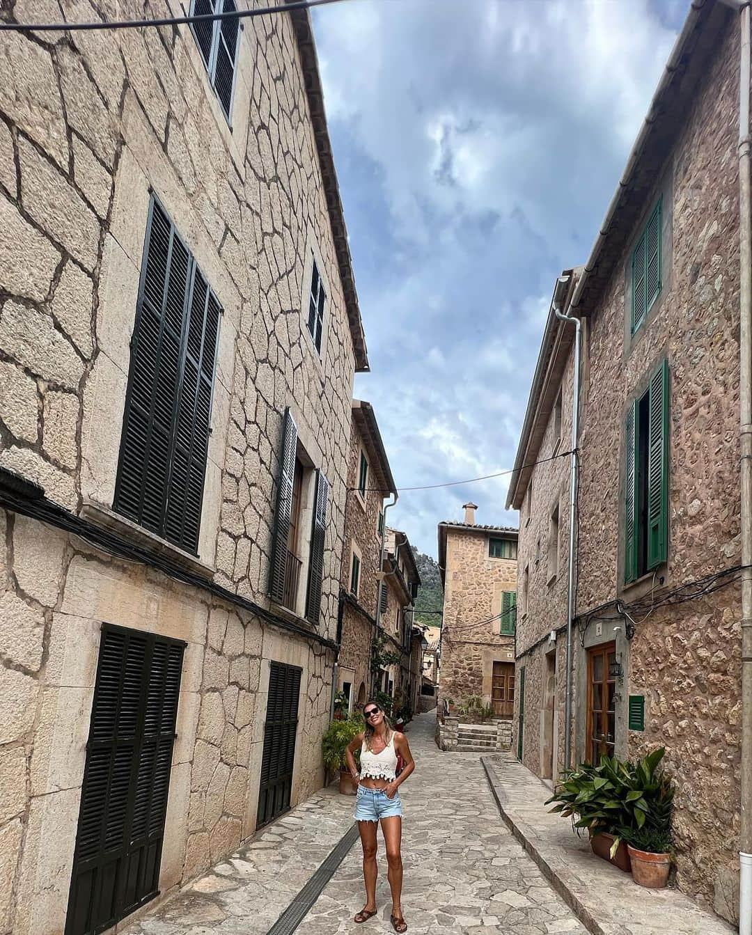 フランチェスカ・ピッチニーニさんのインスタグラム写真 - (フランチェスカ・ピッチニーニInstagram)「🇪🇸 lindo pueblo」9月11日 22時18分 - francescapiccinini12