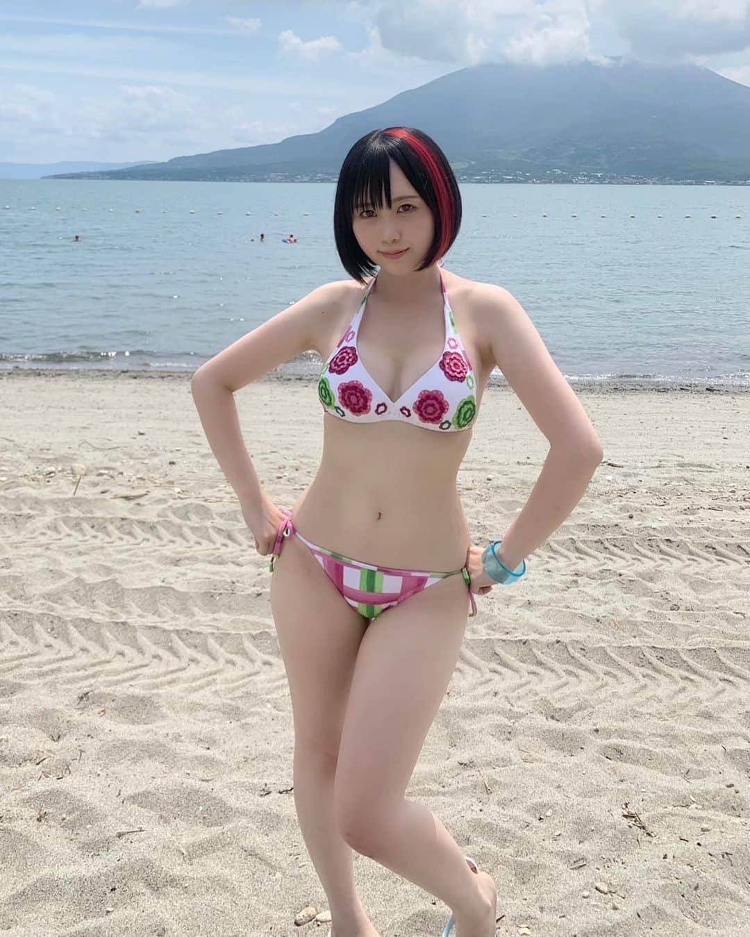 Yahoo!オークション - HIT'S/柳瀬さき 1of1 水着ワイドオフ