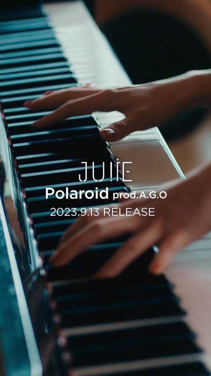 JU!iEのインスタグラム：「'Polaroid' Teaser」