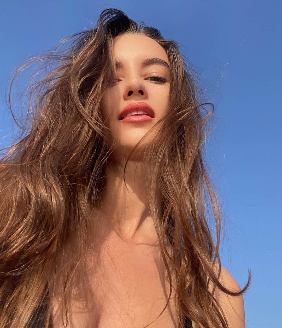 Leyla Lydia Turgutluのインスタグラム：「september🕶」