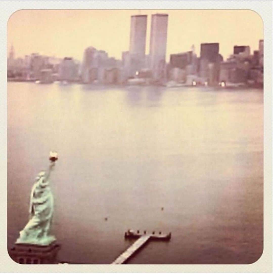 New Yorkさんのインスタグラム写真 - (New YorkInstagram)「A Mother Mourns Forever 9/11」9月11日 23時06分 - newyork