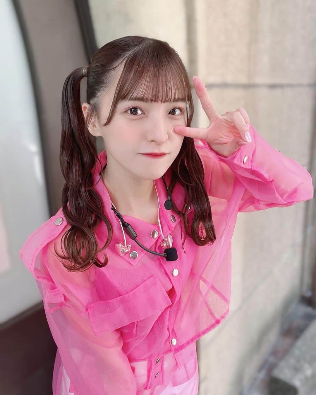 茉城奈那のインスタグラム：「TEBANAKAで着たピンク衣装👗 ⁡ 名古屋城も楽しみだね〜！！！ ⁡ ⁡ ⁡ ⁡ #アイドル #地下アイドル #idol #ınstagood #ヘアアレンジ #ツインテール #ツインテールアレンジ #ピンクブラウン #ブラウンカラー #グレージュ #アイドル衣装」