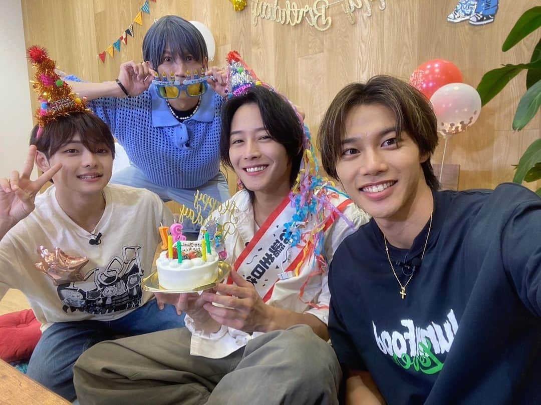 宮島優心（YUGO）のインスタグラム：「お誕生日おめでとうございます🎉 素敵な日にお呼びしていただきありがとうございました😊  素敵な1年にしましょうね😘」