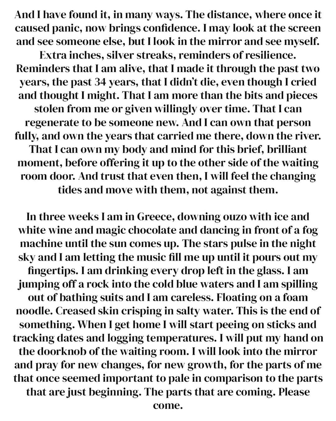 マイラ・ダルブサイオさんのインスタグラム写真 - (マイラ・ダルブサイオInstagram)「Listening to the cicadas outside my bedroom window this morning reminded me of this essay I wrote for a magazine a couple years ago, which ended up unpublished.   It’s meditation on the fear and excitement tied up in entering new phases of life, and the complicated parts of aging (especially as a woman, especially in the fashion industry).   Soon we will be entering another new and scary and exciting chapter of life 🤰🏻 and it felt like the right time to revisit it. Hope it resonates with some of you 💗  #studiomyla」9月11日 23時36分 - myladalbesio