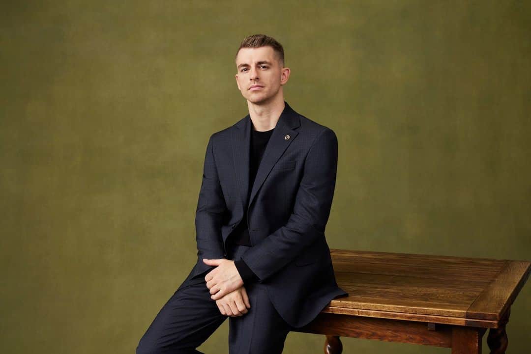 Ted Bakerのインスタグラム：「Max (@maxwhitlock) chatted to us about dismissing thoughts of retirement after his win at the Tokyo Olympics. Having now found his passion for gymnastics again, and going for gold in Paris 2024, Max continues to stir together inspiration and determination in his Business Unusual. #TedBaker #BusinessUnusual  #CoffeeBreaks」
