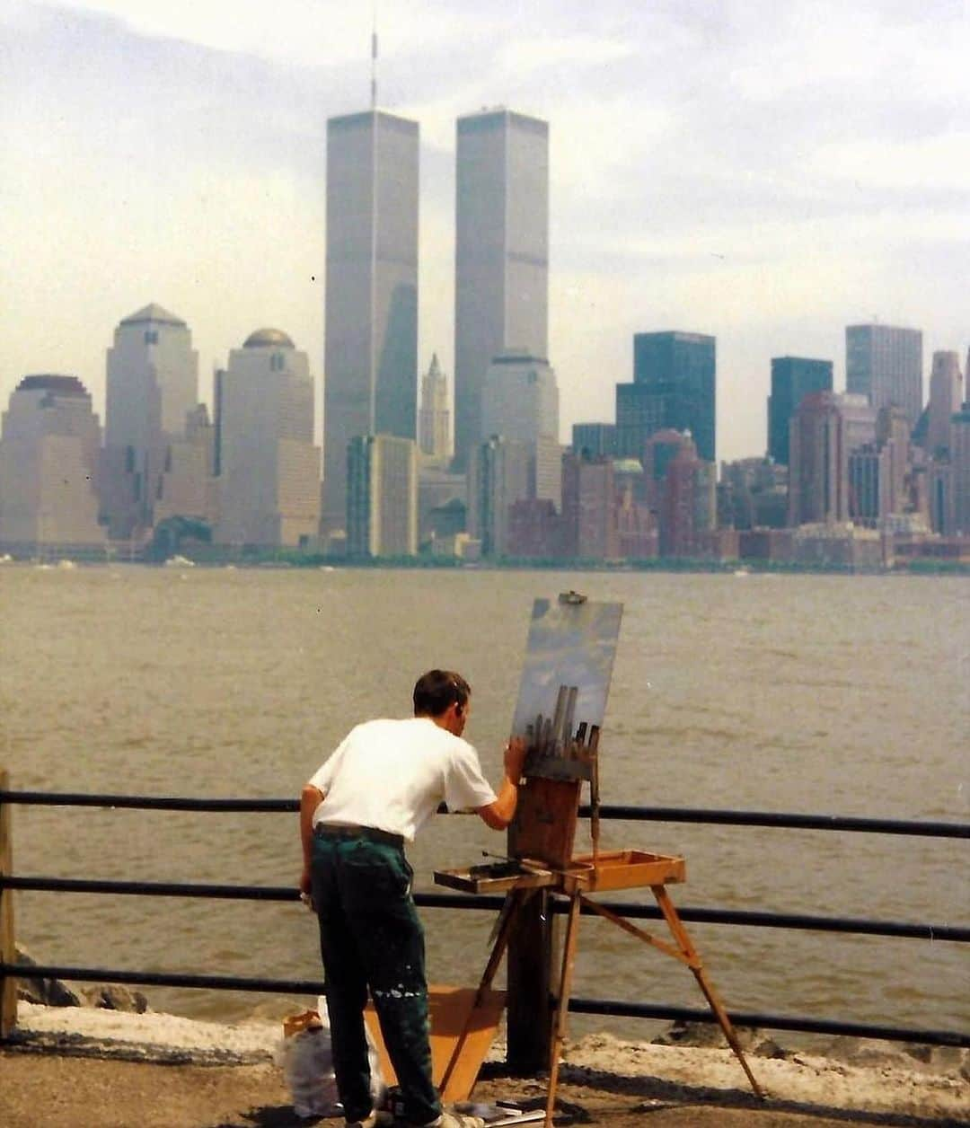 ケイティ・キャシディさんのインスタグラム写真 - (ケイティ・キャシディInstagram)「Reflecting & forever paying tribute to the lives altered ♥️ We will never forget #911 #WeRemember」9月11日 23時52分 - katiecassidy