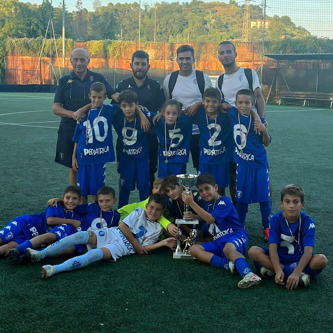 エンポリFCさんのインスタグラム写真 - (エンポリFCInstagram)「🏆🏆 Doppio successo per l'Under 11 e l'Under 10 azzurra  📸🥇 L’Under 11 di mister Alessandro Leonardi ha vinto il Trofeo del Volontariato Stefano Azzolini giocato a Cavezzo: gli azzurrini hanno superato il girone eliminatorio battendo #Sassuolo, #Spal e i padroni di casa; in semifinale 2-1 sul #Bologna e nella finalissima nuova vittoria, 3-0, sul Sassuolo   📸🥇 L'Under 10 di mister Carlo Lami ha vinto il 5º Memorial Luca Arpe battendo nel girone finale lo #Spezia (6-2) e i padroni di casa del #Levante (2-1)」9月12日 0時05分 - empoli_fc_official