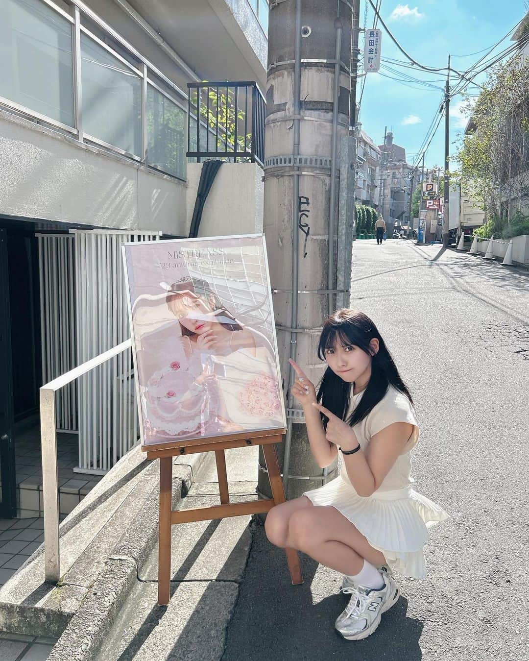 こはるさんのインスタグラム写真 - (こはるInstagram)「MISTREASSの展示会行ってきました🌸  三上悠亜ちゃんお顔が可愛すぎて顔面が暴力です(T . T) 可愛い御洋服を着てると自分に自信が付くし、可愛い女の子でいさせてくれるお洋服さんたち頼んだので届くのも冬が来るのも待ち遠しいです  ふゆ可愛い女の子になるんだ〜(T . T)」9月12日 0時11分 - __kohachang__