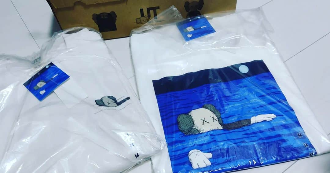 越中睦士さんのインスタグラム写真 - (越中睦士Instagram)「#KAWS #UNIQLO #uniqlokaws」9月12日 0時41分 - makotokoshinaka