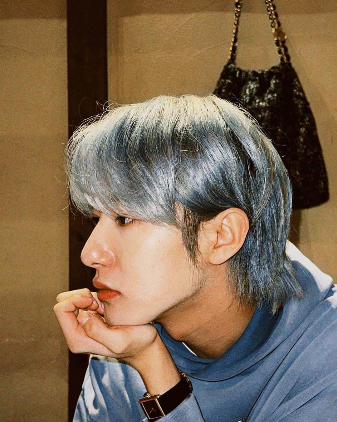 ロンジュンのインスタグラム：「💙」