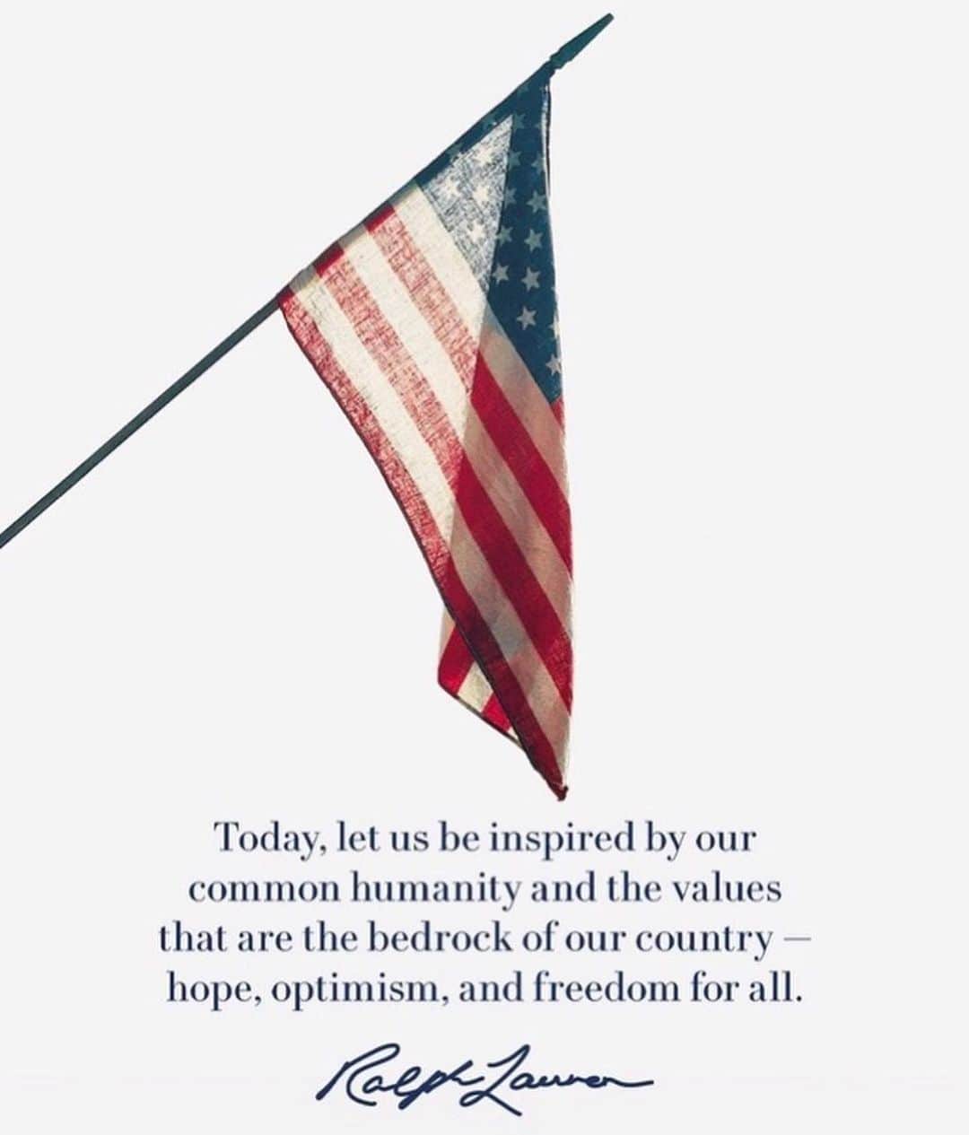 カロリナ・クルコヴァさんのインスタグラム写真 - (カロリナ・クルコヴァInstagram)「Thinking of all those affected by the day we will never forget. Inspired by our common humanity and the values that are the bedrock of our country -  hope, optimism, and freedom for all. 🇺🇸 #911 #september11   photo credit: @ralphlauren」9月12日 0時56分 - karolinakurkova