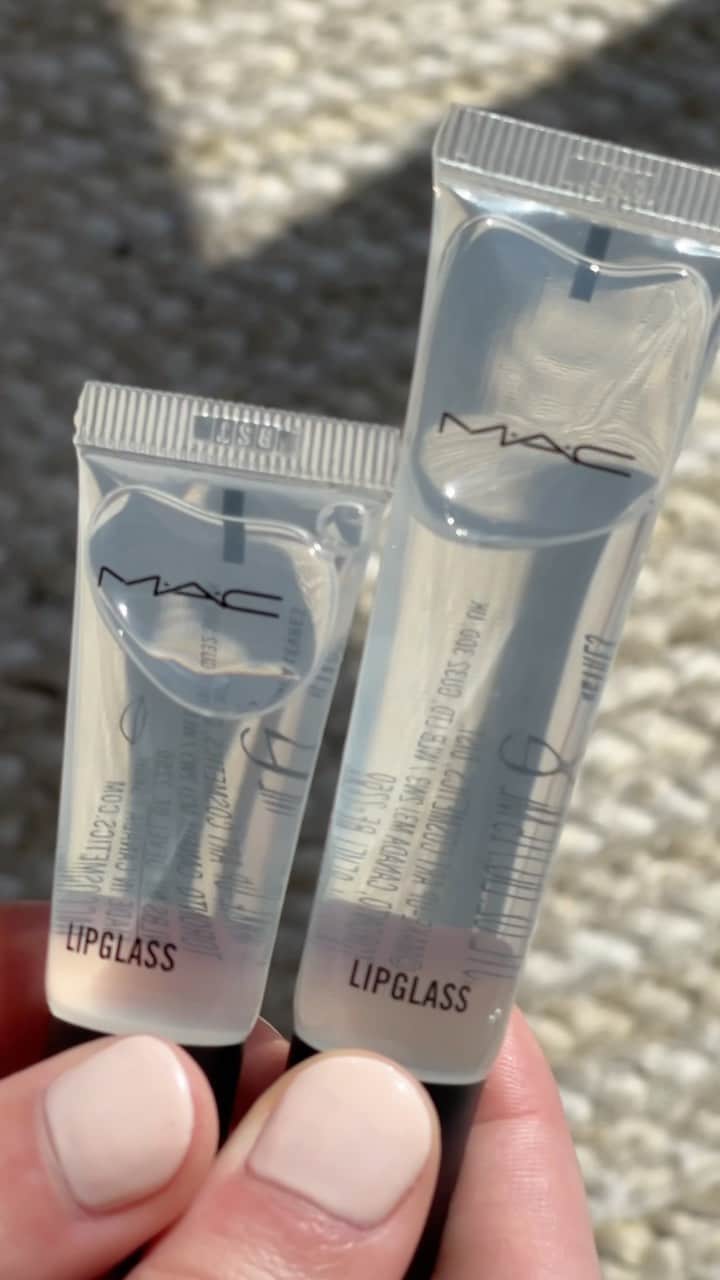 のインスタグラム：「Two are better than one! Tell us which #BestInGlass products you’re stocking up on as you head #MACToSchool.  🏷️ #MACLipglass #miniMAC #GlossyLips #WaterGlow」