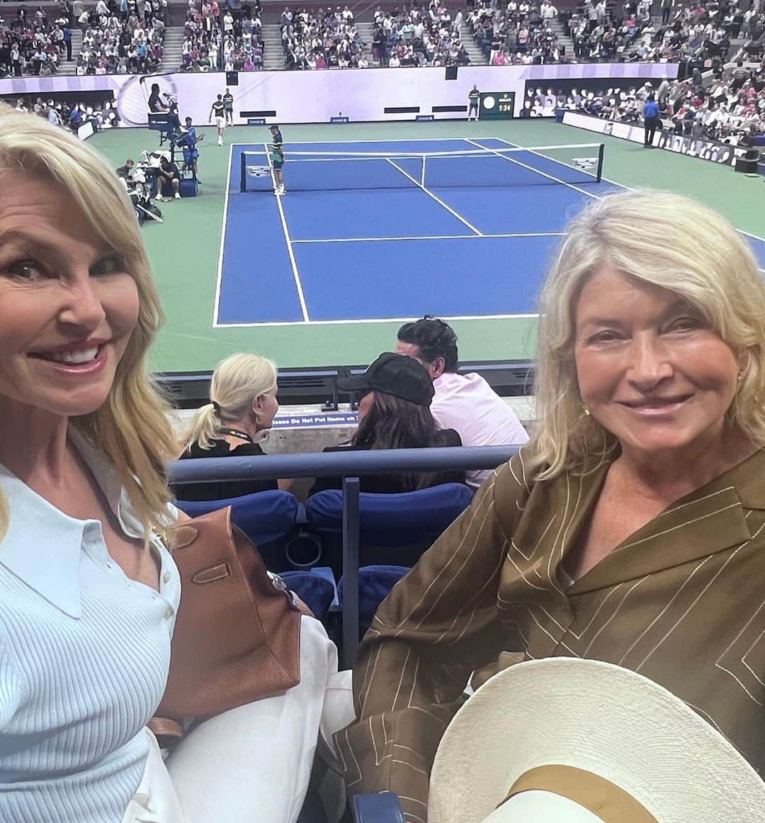 クリスティ・ブリンクリーさんのインスタグラム写真 - (クリスティ・ブリンクリーInstagram)「I was so thrilled to be at this epic Grand Slam seated next to my sonshine , Jack and our National Treasure the hottie with the body …(shout out to @si_swimsuit )  …and a body of wotk I admire @marthastewart48  And,I was so excited to meet the gorgeous, and  multi -talented  @evalongoria that I didn’t aim my selfie very well..she’s been on my tv all week as my daughters have just discovered and love her on Desperate Housewives. Leonard Lauren, it is always a joy to see you!  You know there are things in life that unite us, sports are one of them.  While we may be rooting for different teams we all cheer together for a great play ..we are United in that moment! Today on September 11th 22 years ago we were United by tragedy. It didn’t matter red or blue anymore, we were all just Americans…united by unthinkable shock, horror,and grief. But we also saw the rise of heroes who rushed in from all over the country, of every creed and color to help New Yorkers in trauma . We were one. We felt each others pain and we wanted to make it better. In the moments of silence on this day  let’s focus on what unites us, and remember to love each other more. I think that might be the best way to honor those lost and their families. Never forget Always Love more. ❤️🤍💙 #neverforget #911」9月12日 1時09分 - christiebrinkley