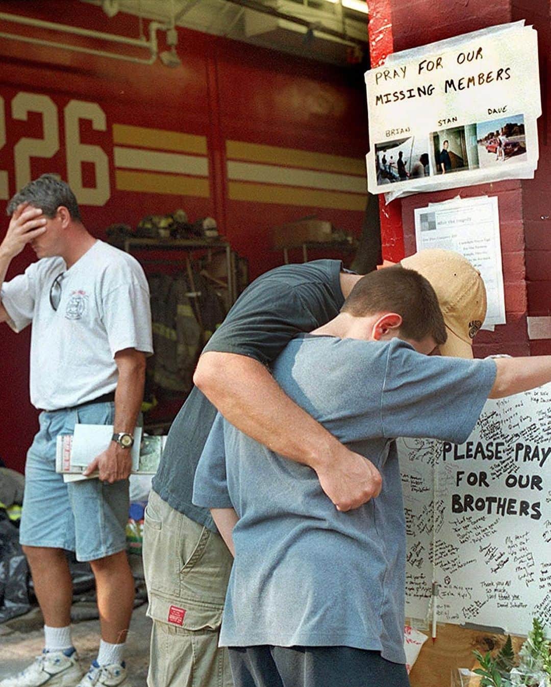 ジェイミー・チャンのインスタグラム：「9/11. Reposting images from the @nytimes. Remembering those we lost that day and our brave heroes.」