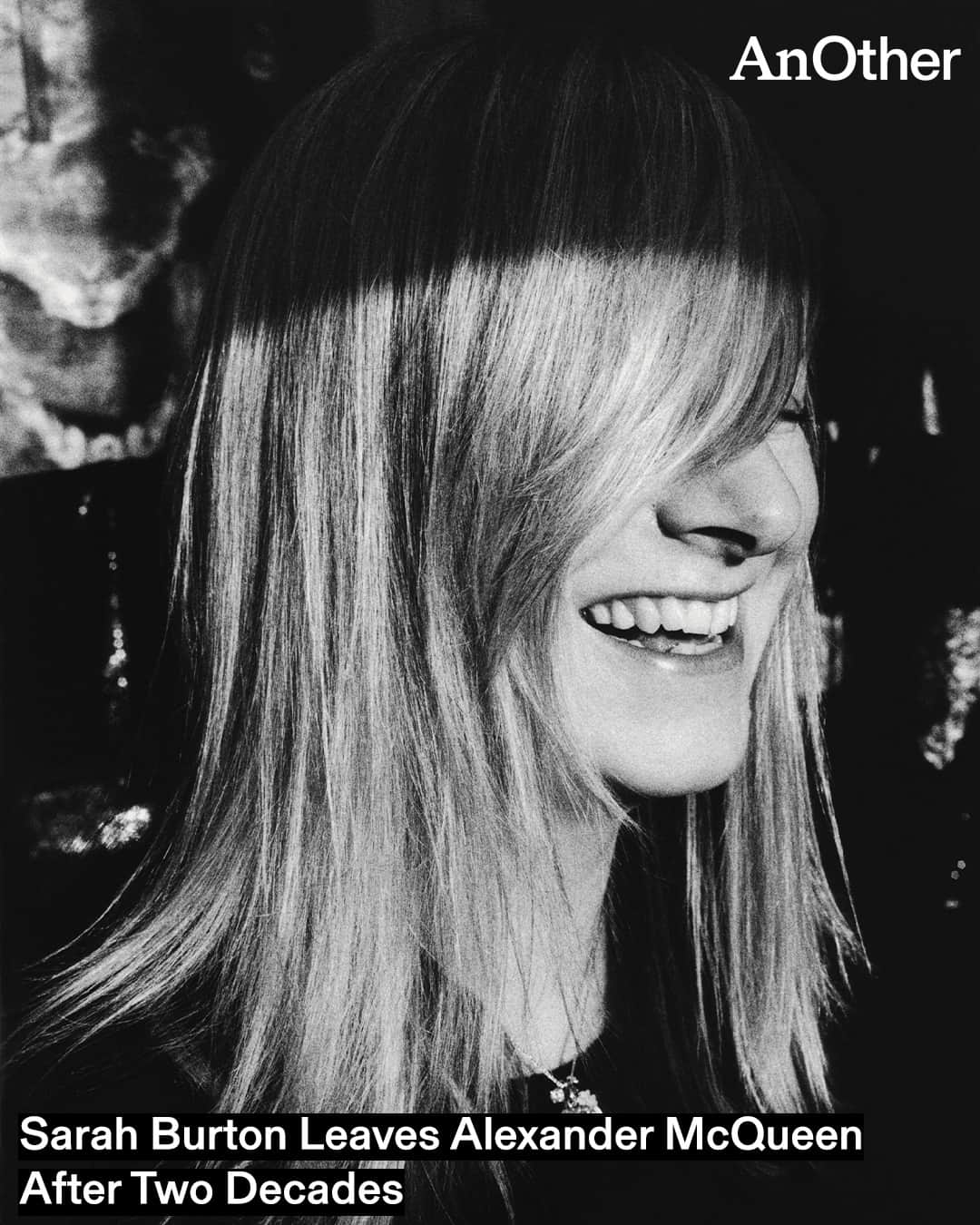 AnOther Magazineのインスタグラム：「Breaking news: Designer Sarah Burton is “ending her collaboration” with Alexander McQueen, meaning the Spring/Summer 2024 show, coming to Paris later this month, will be her last with the British fashion house. ⁠ ⁠ Sarah Burton arrived at Alexander McQueen in 1996 as an intern, making the transition from first assistant to Lee Alexander McQueen to being named the house's creative director in 2010. During her time there, she helmed an awe-inspiring and closely guarded legacy epitomised by razor-sharp craftsmanship to express the emotional power of clothing. ⁠ ⁠ “I think we are very lucky to have a creative way to express how we feel. Through our jobs, we say how we feel,” Burton told AnOther in our Spring/Summer 2021 issue. Revisit the interview at the link in bio 📲⁠ ⁠ 📸 Taken from the Spring/Summer 2012 issue of AnOther Magazine. Photography by @linascheynius」