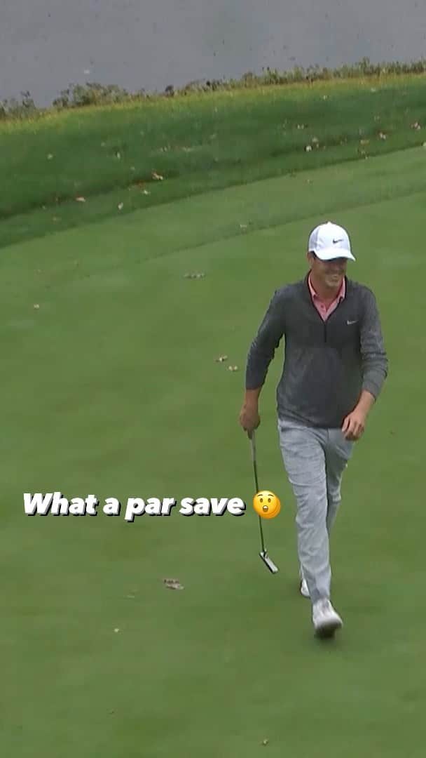PGA TOURのインスタグラム：「Just your average one-putt par. #TOURVault」