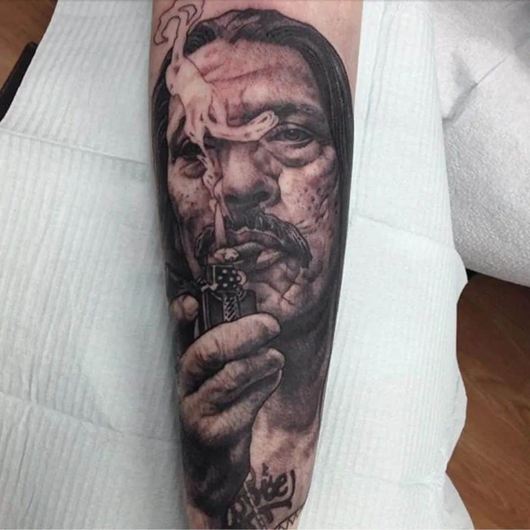 ダニー・トレホさんのインスタグラム写真 - (ダニー・トレホInstagram)「Badass Tribute Tattoo  Ink by @roumenkirinkov  #dannytrejo #tattoo #ink」9月12日 1時45分 - officialdannytrejo