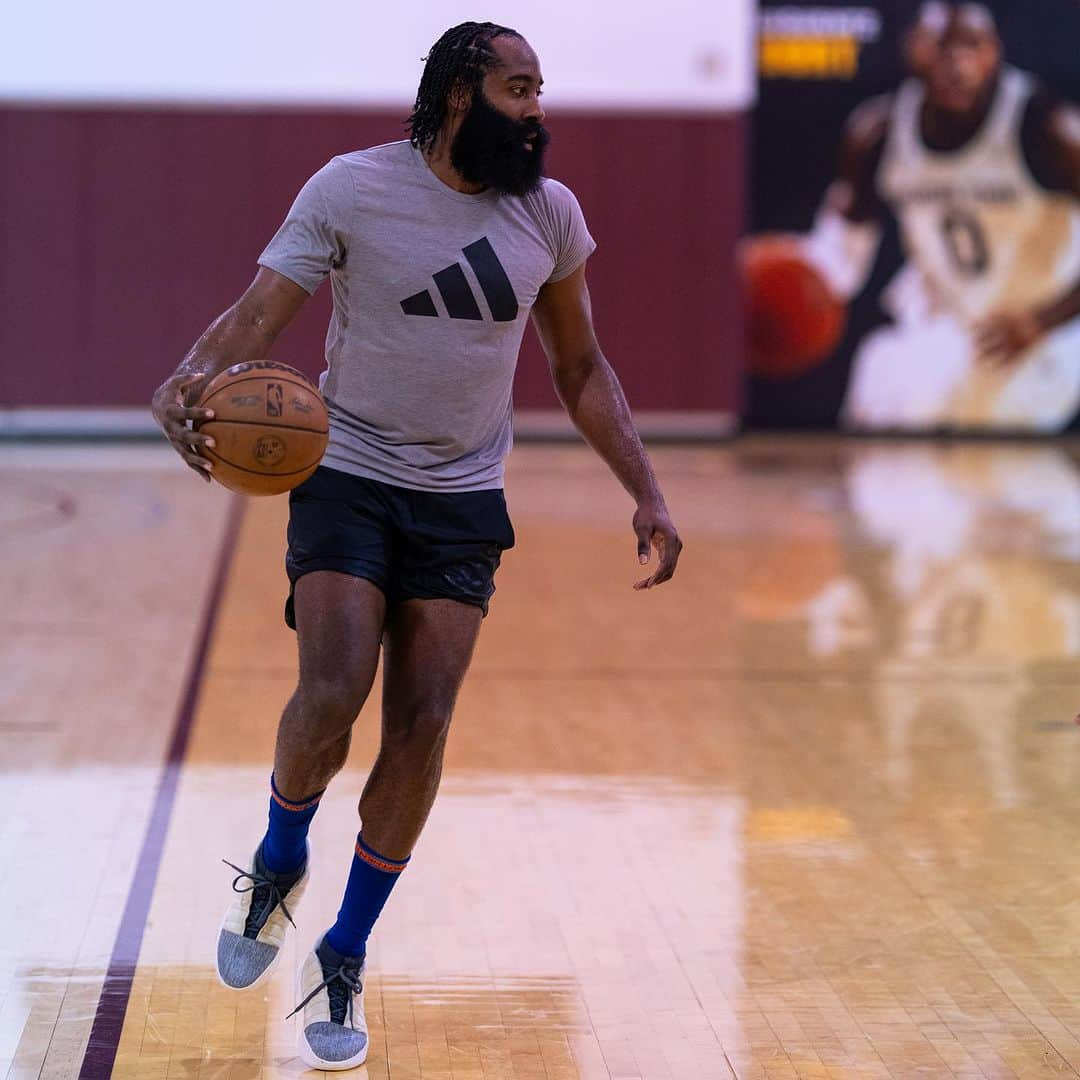 ジェームス・ハーデンのインスタグラム：「Dear Summer.  Harden Vol. 7 DENIM available on adidas.com and select locations.  #HardenVol7 #adidasBasketball」