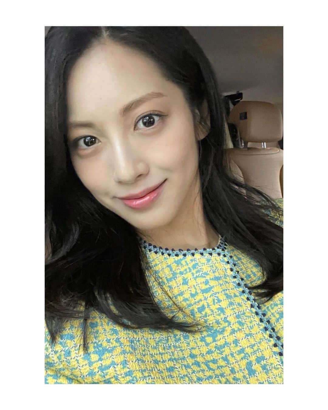 パン・ソヨンのインスタグラム：「이제 정말 가을 🐠」