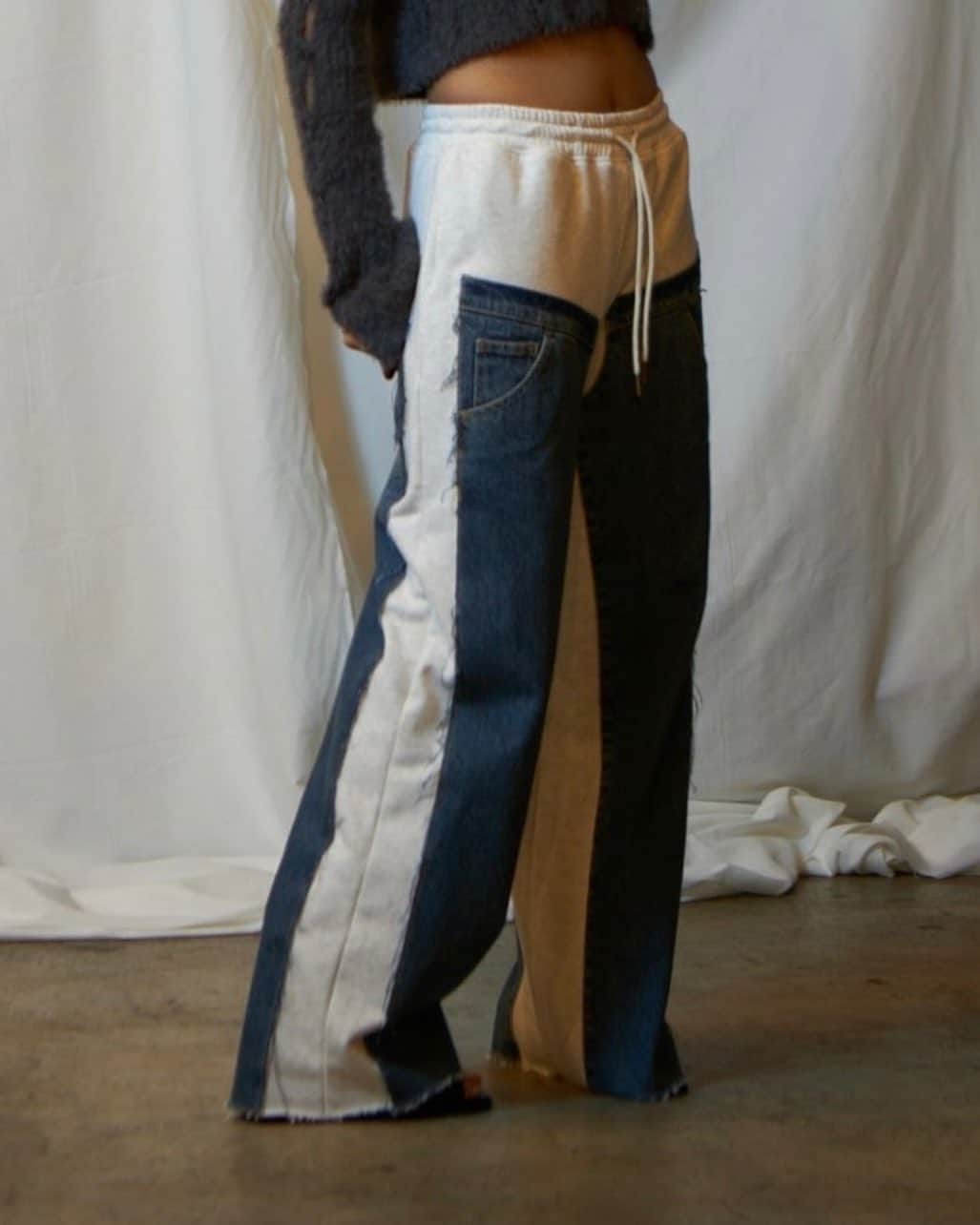 FIG&VIPERのインスタグラム：「【 Comnig soon 】 9/12(tue) 6pm 予約販売スタート  ・With denim wide sweatpants ¥14,520 (tax included)   _______________________________________________  9月下旬配送予定  #figandviper」