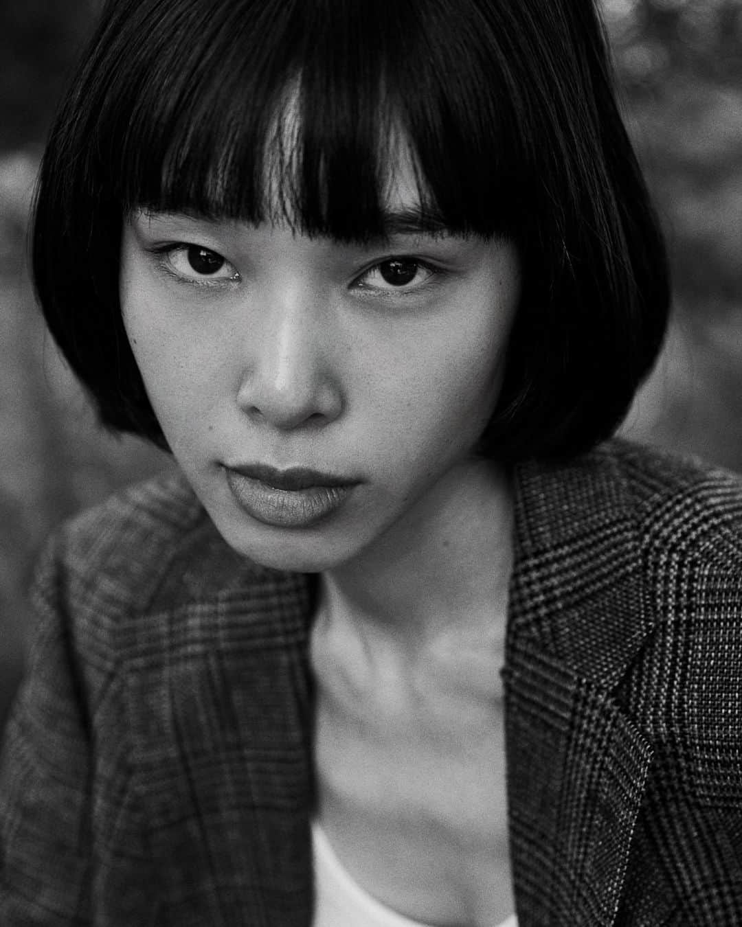 本山琴美さんのインスタグラム写真 - (本山琴美Instagram)「🇫🇷🤍  photo @thomasbabeau  styling @barbaraikkache  @thelucillede  @unknownmodelmanagement   thank you🫶🏻  #photo #photography #model #paris #parismodel #shooting #testshoot #portrait #portraitphotography #blackandwhite #modeltest」9月12日 4時14分 - _mimi2mimi_