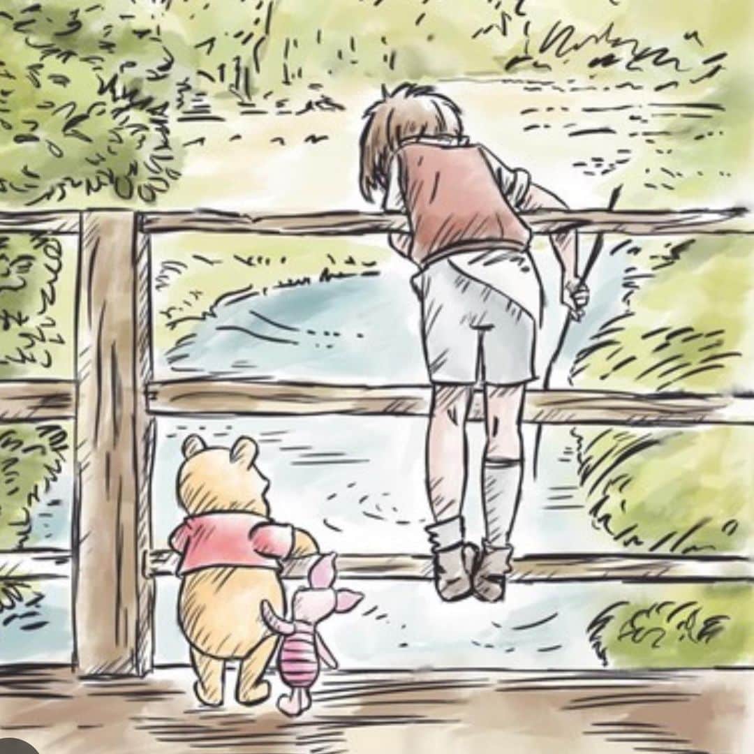 神谷由香さんのインスタグラム写真 - (神谷由香Instagram)「"Pooh's hometown🍯Hartfield"  プーさんの故郷へ🐝 100エーカーの森へ!!  この日の天気は☔︎☁︎☀︎  降ったり止んだり晴れたりして大自然の森を 存分に感じて癒されました🥰  投げ棒橋でのプー棒投げはえりやちゃんの勝利😗✨  #ハートフィールド　#Hartfield #100エーカーの森 #プーさんの故郷　#winniethepooh」9月12日 5時02分 - kamiya_yuka_