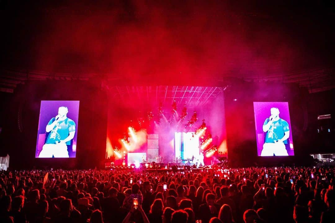 Maroon 5さんのインスタグラム写真 - (Maroon 5Instagram)「BELO HORIZONTE 🫶 @arenamrv 🙌 OBRIGADO!」9月12日 6時09分 - maroon5