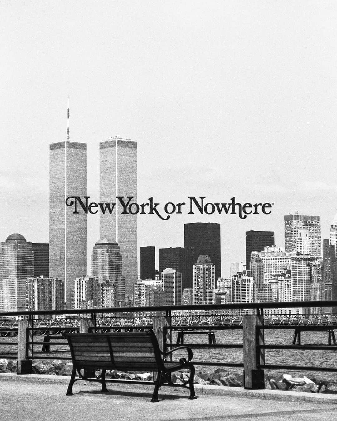 クリスティン・チェノウェスさんのインスタグラム写真 - (クリスティン・チェノウェスInstagram)「#Repost from @newyorkornowhere • Always, but especially today.」9月12日 7時24分 - kchenoweth