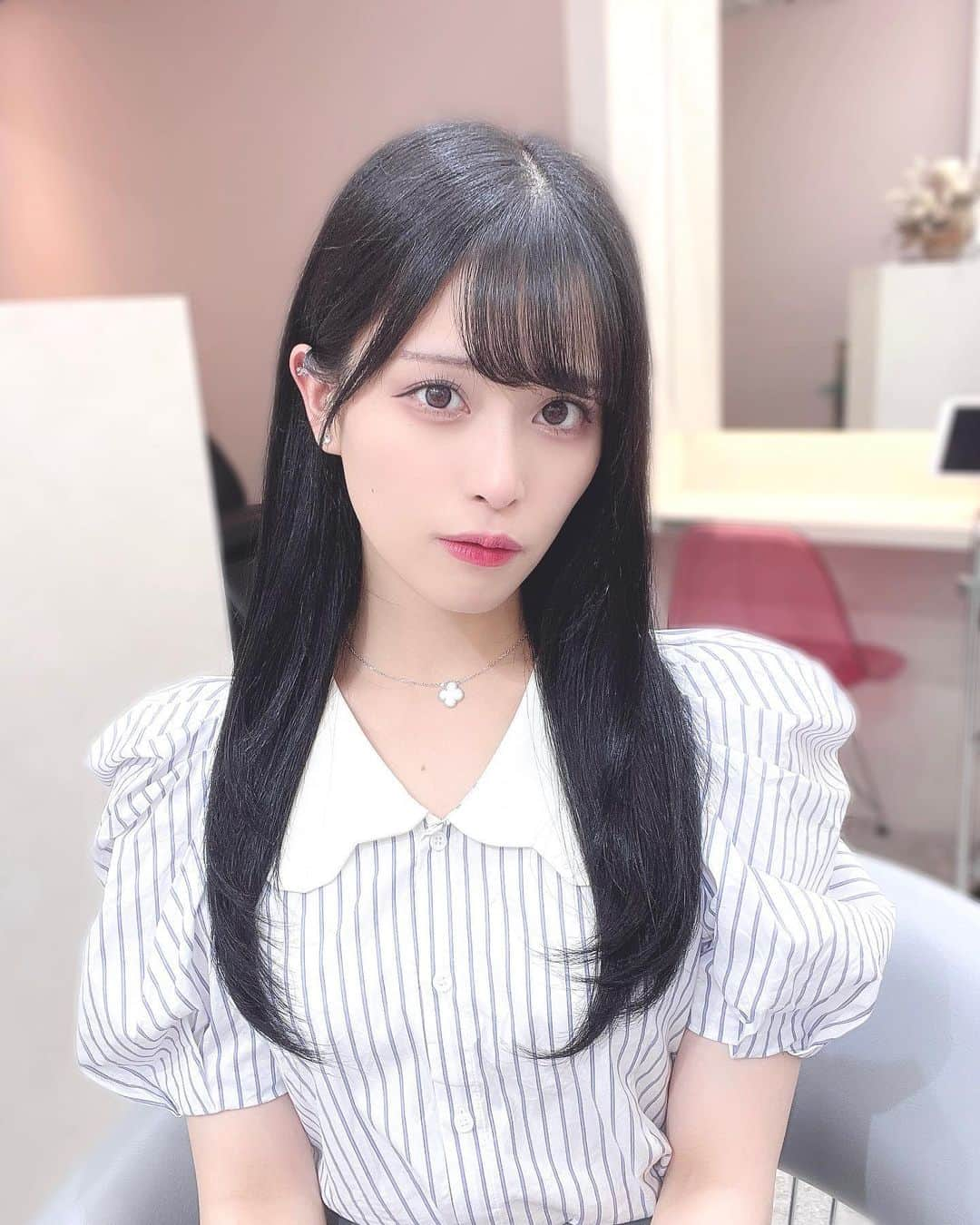 田北香世子さんのインスタグラム写真 - (田北香世子Instagram)「黒髪ロングストレート綺麗めお姉さん路線です  #ブルーブラック #暗髪カラー #黒髪 #黒髪ロング #黒髪ストレート #アイドル #ブルベ冬」9月12日 10時05分 - kayoko_takita